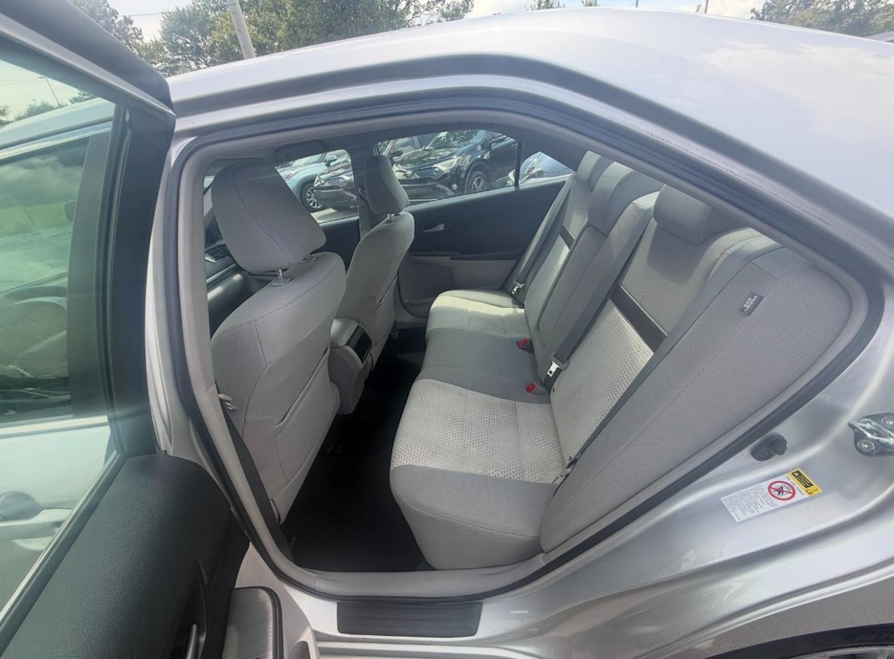 Toyota Camry 4dr Sdn I4 Auto SE Sport Limited Edition (Natl) 2012