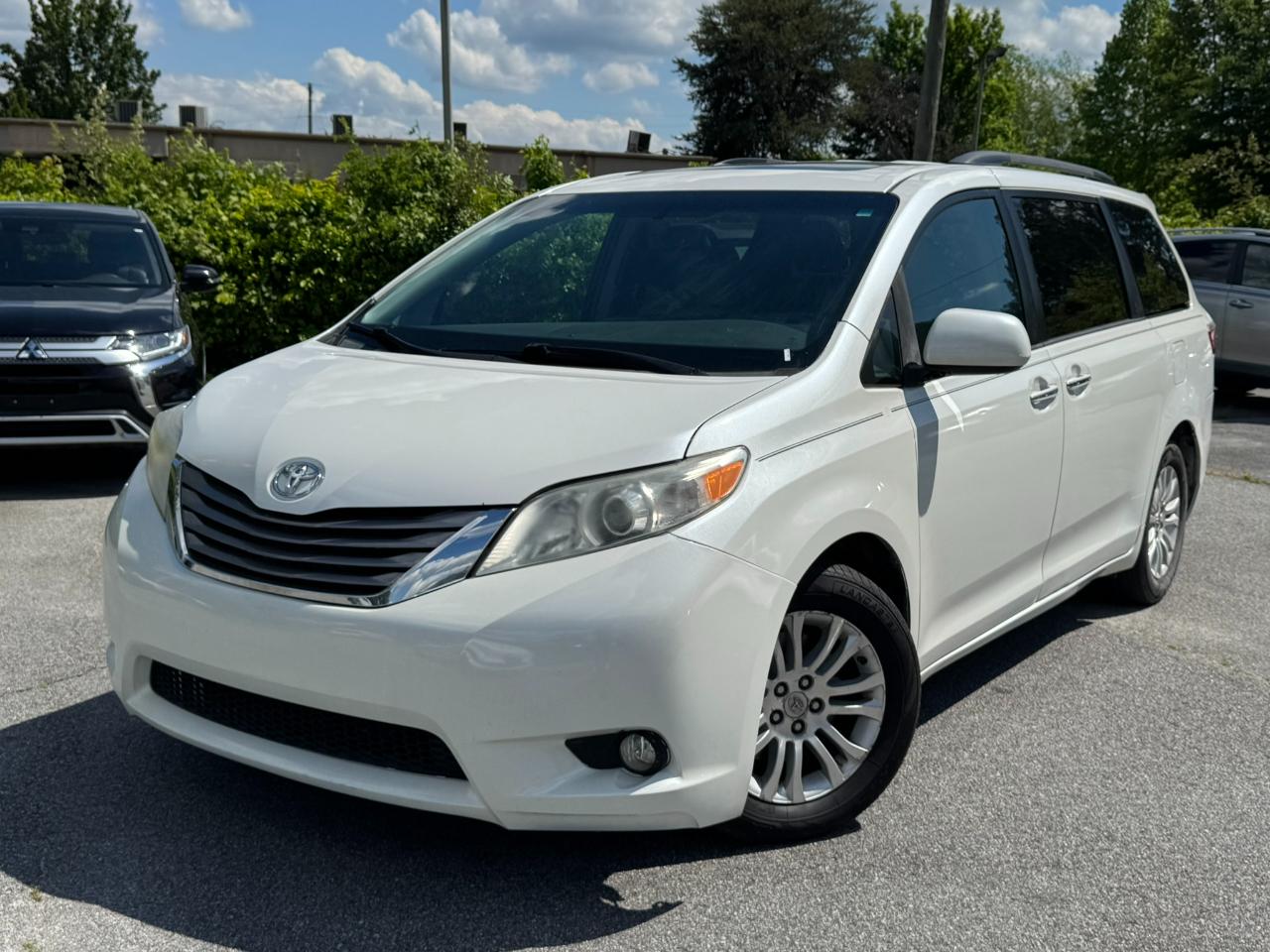 Toyota Sienna 5dr 8-Pass Van XLE Premium FWD (Natl) 2015