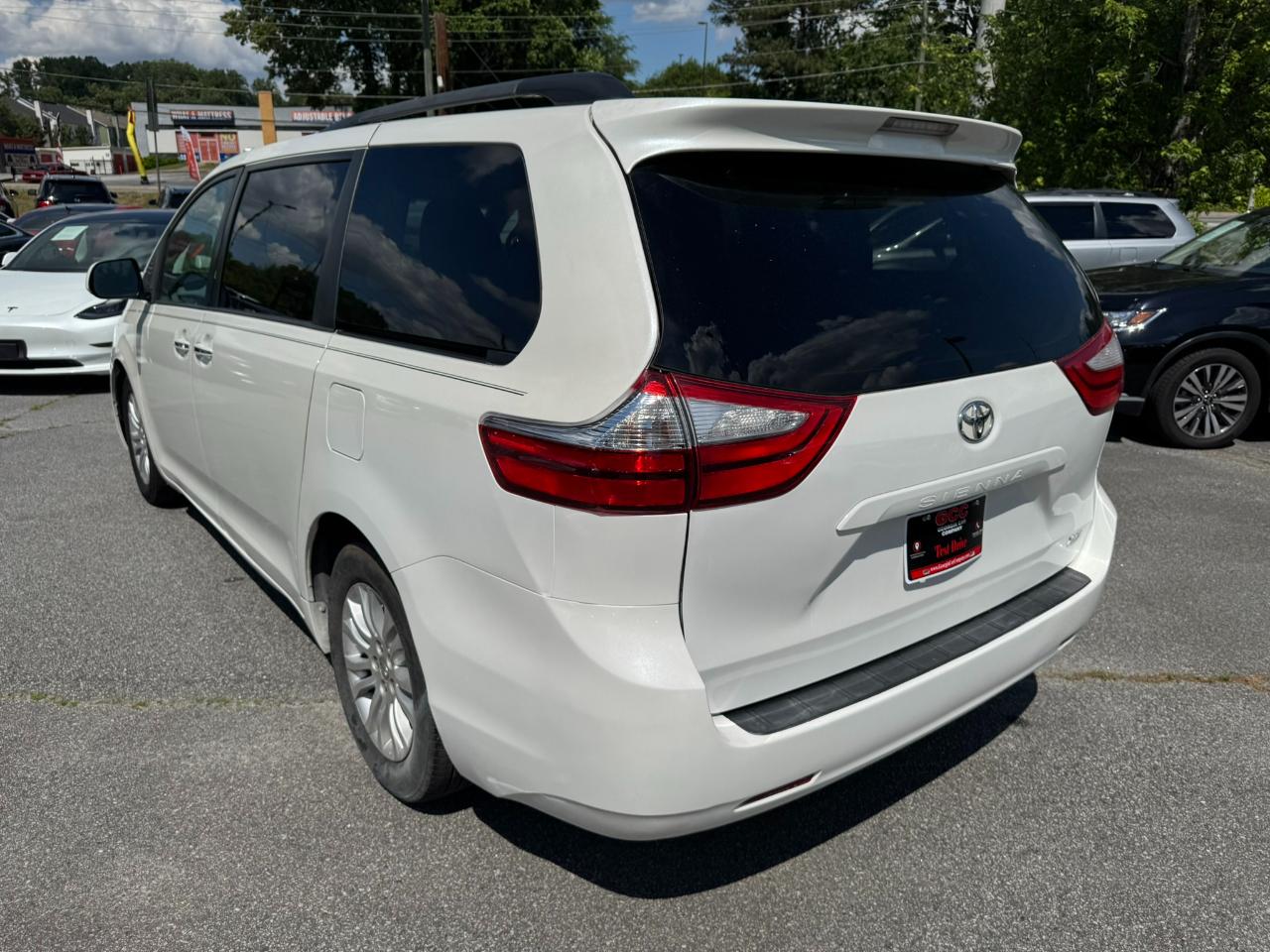 Toyota Sienna 5dr 8-Pass Van XLE Premium FWD (Natl) 2015