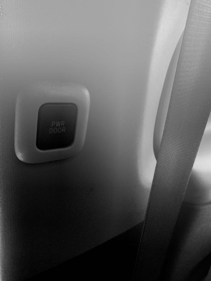 Toyota Sienna 5dr 8-Pass Van XLE Premium FWD (Natl) 2015