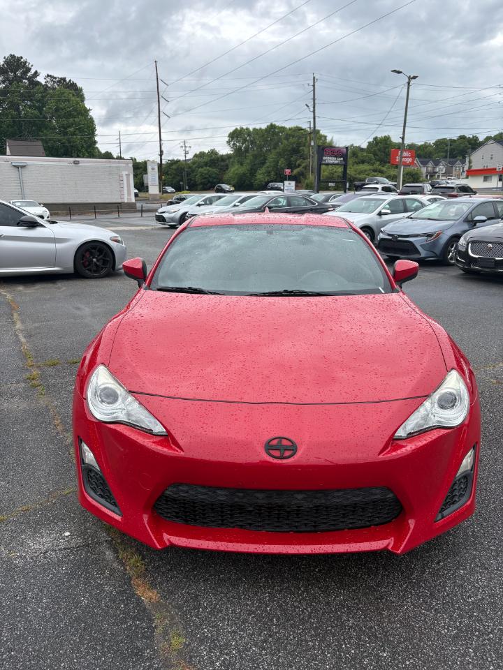 Scion FR-S 2dr Cpe Man (Natl) 2015