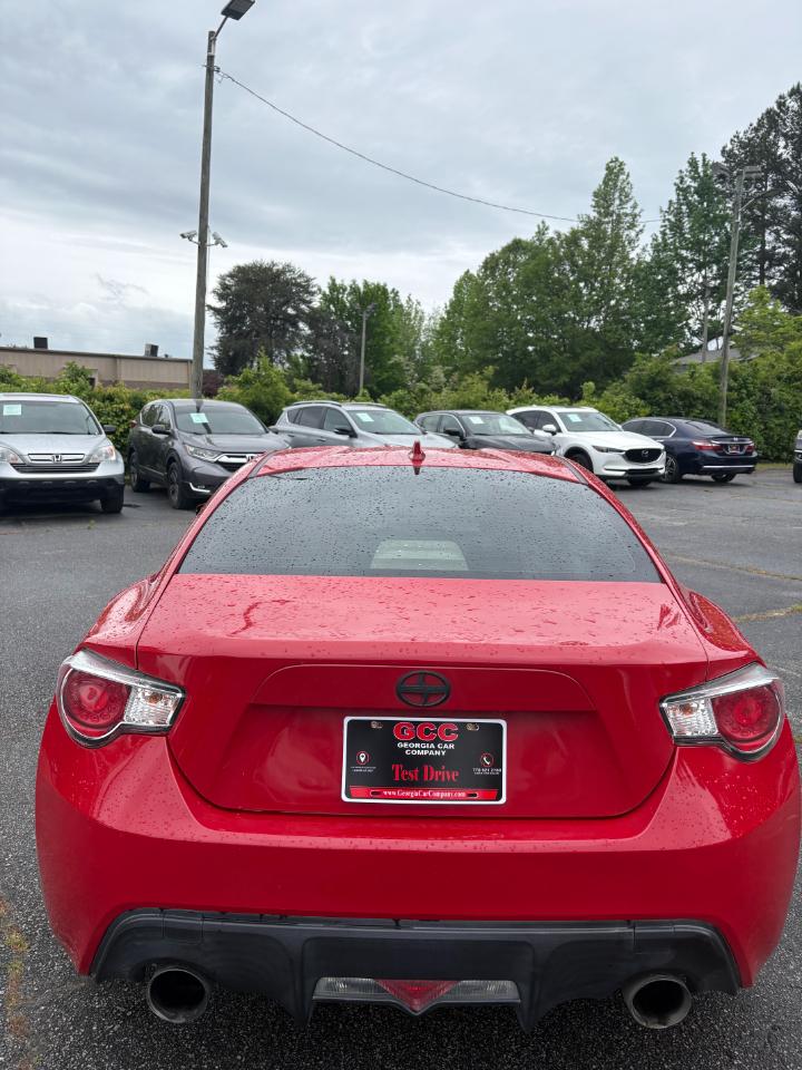 Scion FR-S 2dr Cpe Man (Natl) 2015