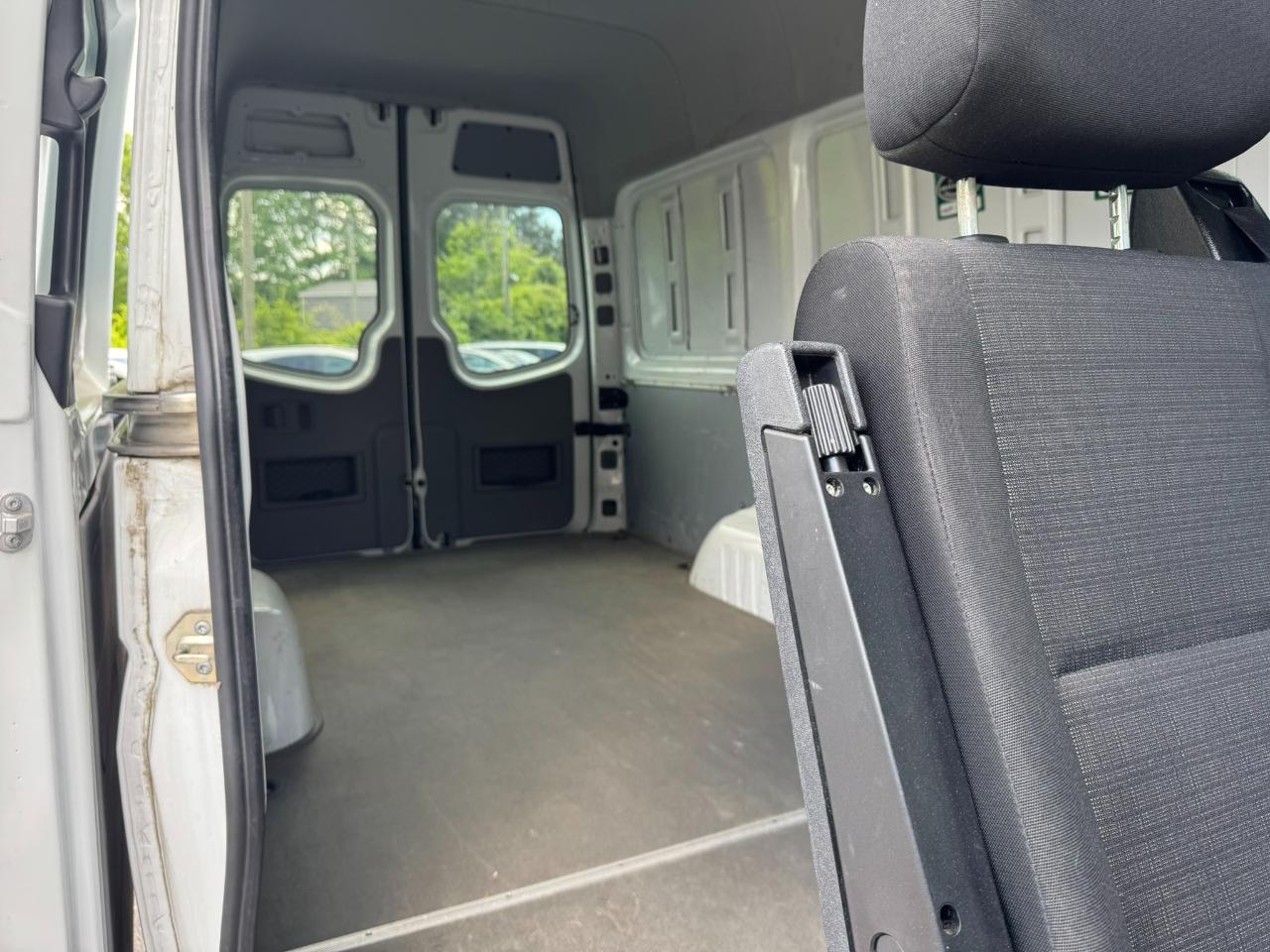 Mercedes-Benz Sprinter Vans RWD 2500 170" 2016