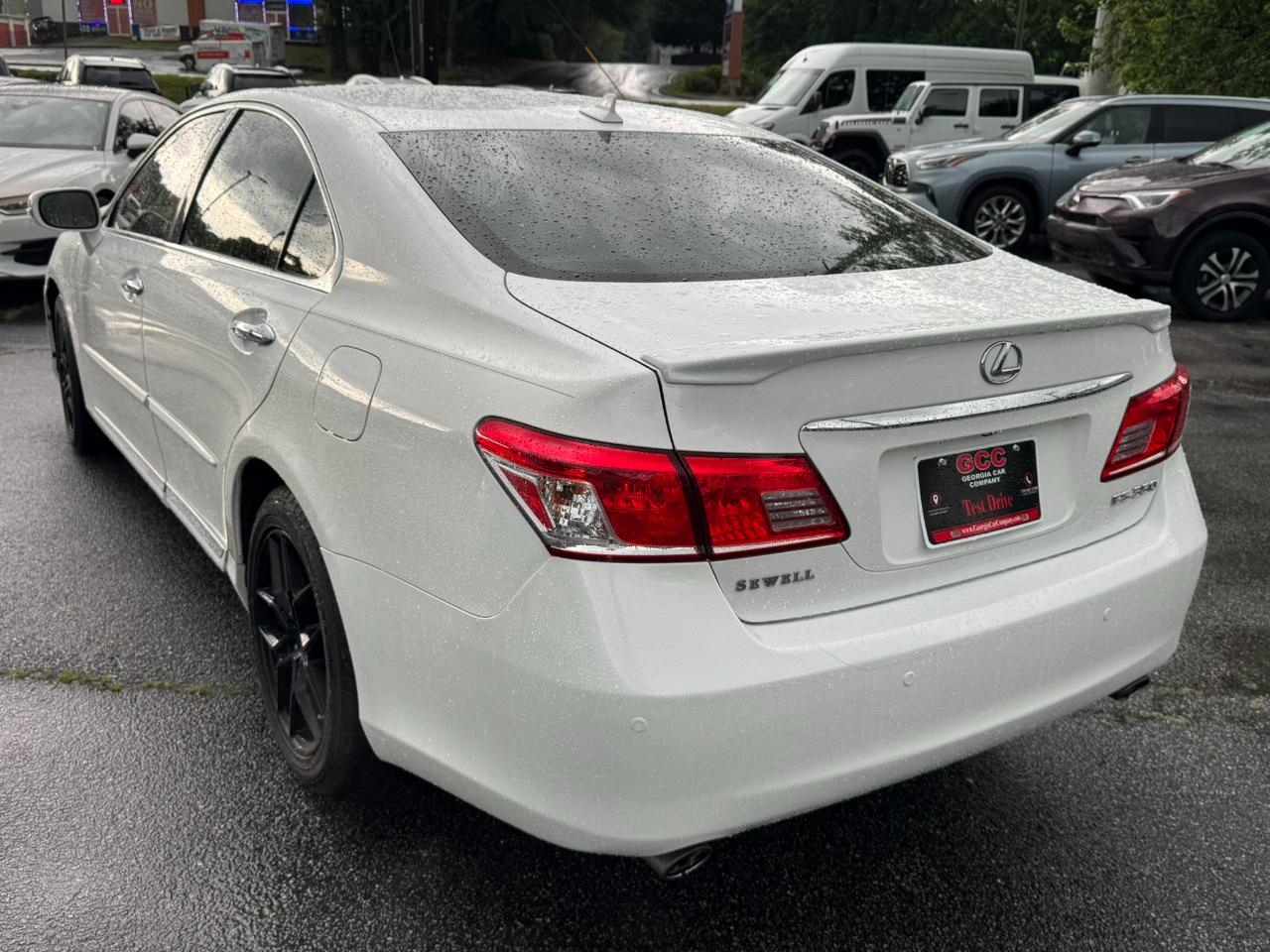 Lexus ES 350 4dr Sdn 2011