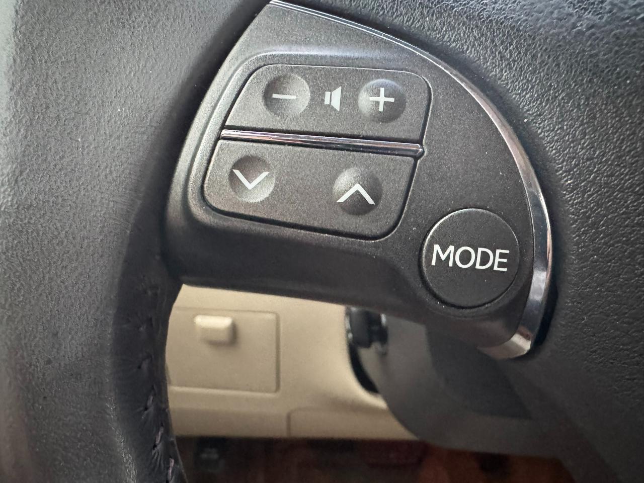 Lexus ES 350 4dr Sdn 2011