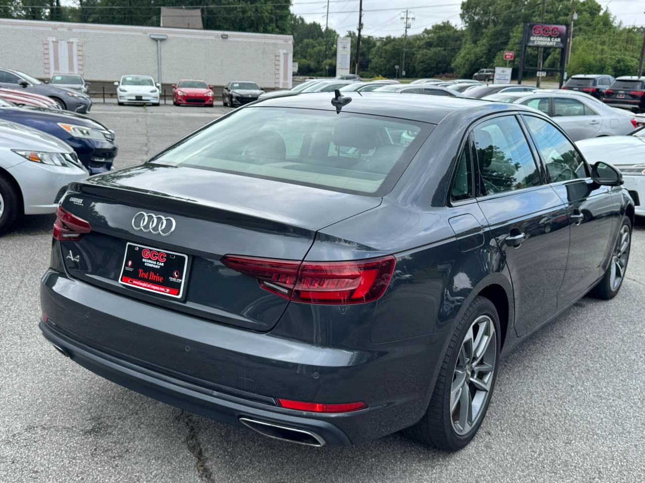 Audi A4 Titanium Premium 40 TFSI 2019