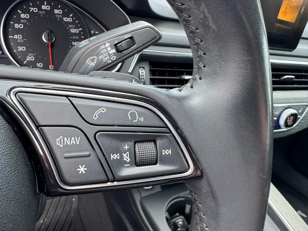 Audi A4 Titanium Premium 40 TFSI 2019