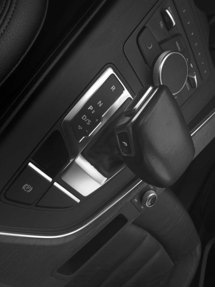 Audi A4 Titanium Premium 40 TFSI 2019