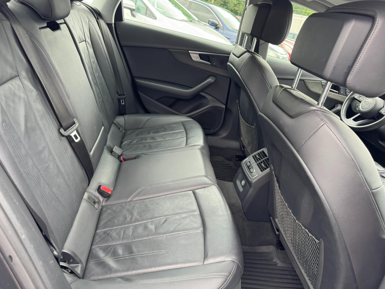 Audi A4 Titanium Premium 40 TFSI 2019
