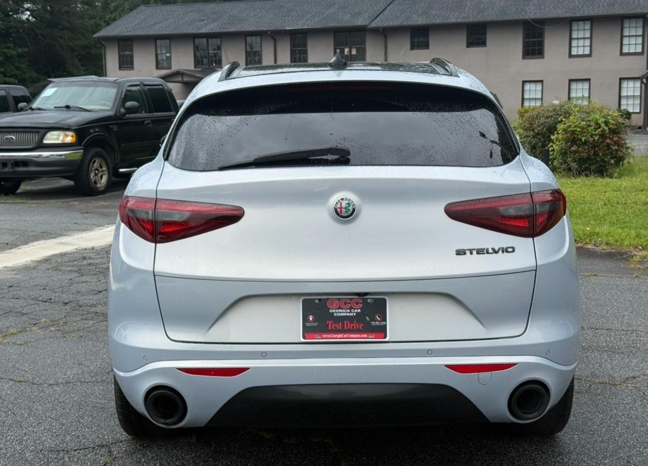Alfa Romeo Stelvio Sport RWD 2020