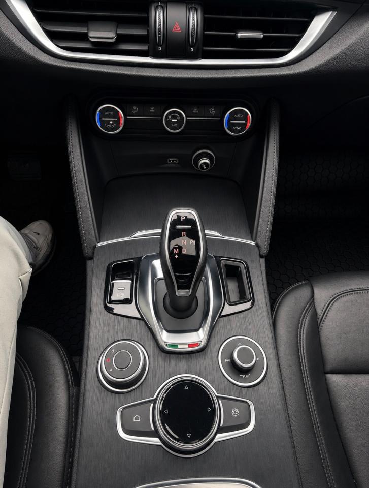Alfa Romeo Stelvio Sport RWD 2020