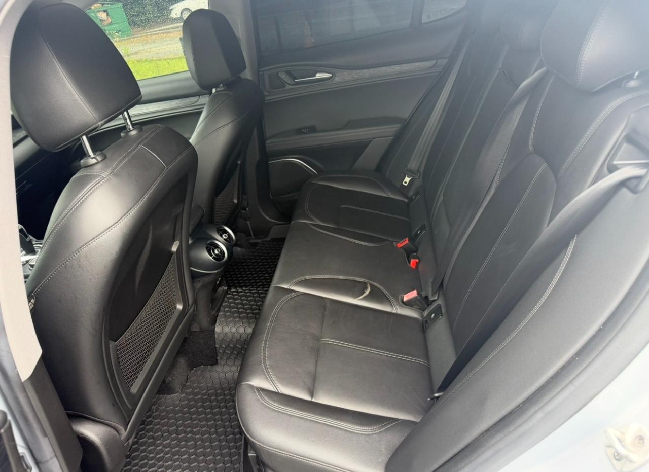 Alfa Romeo Stelvio Sport RWD 2020