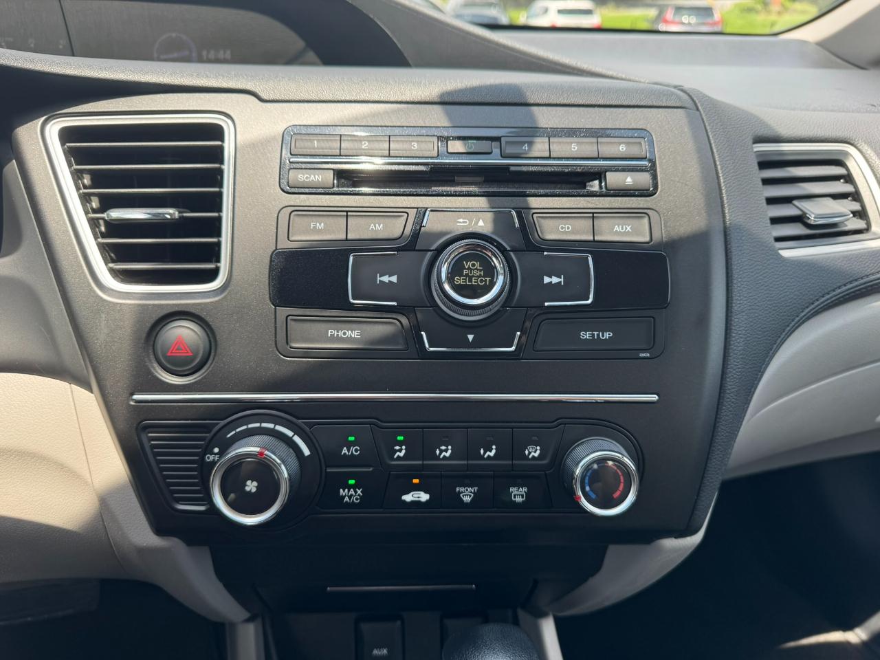 Honda Civic Sedan 4dr CVT LX 2015