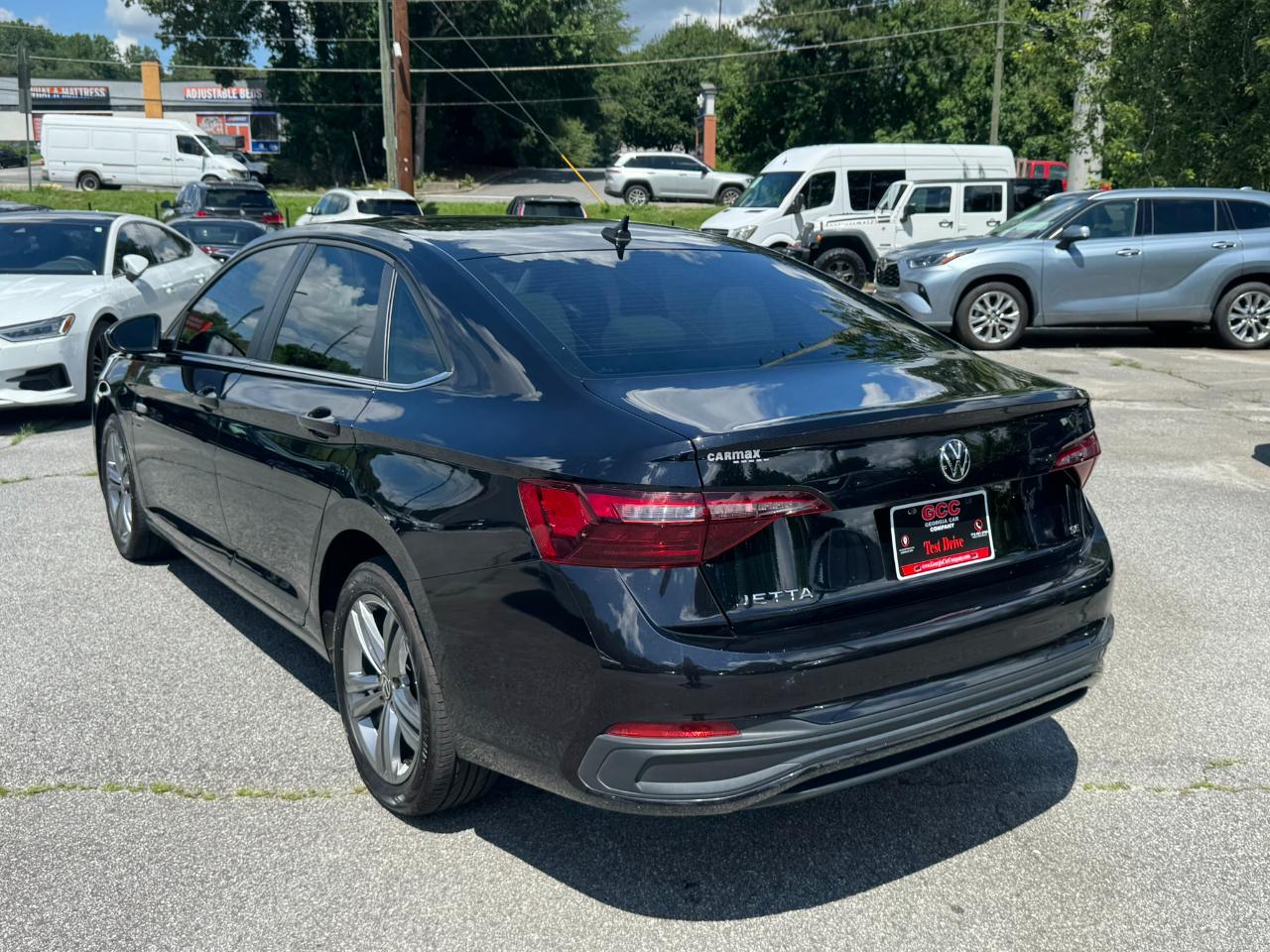 Volkswagen Jetta SE Auto 2024