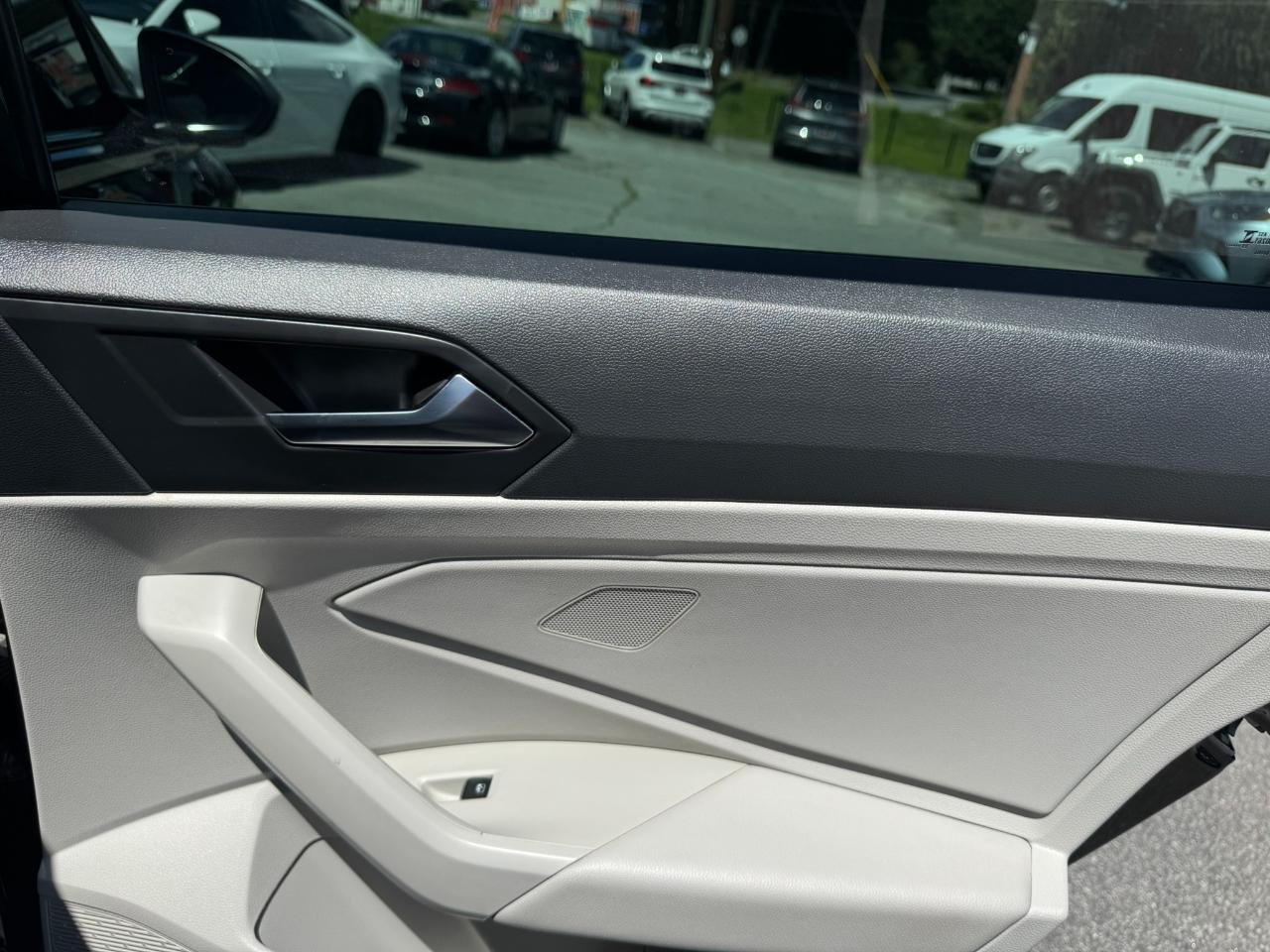 Volkswagen Jetta SE Auto 2024