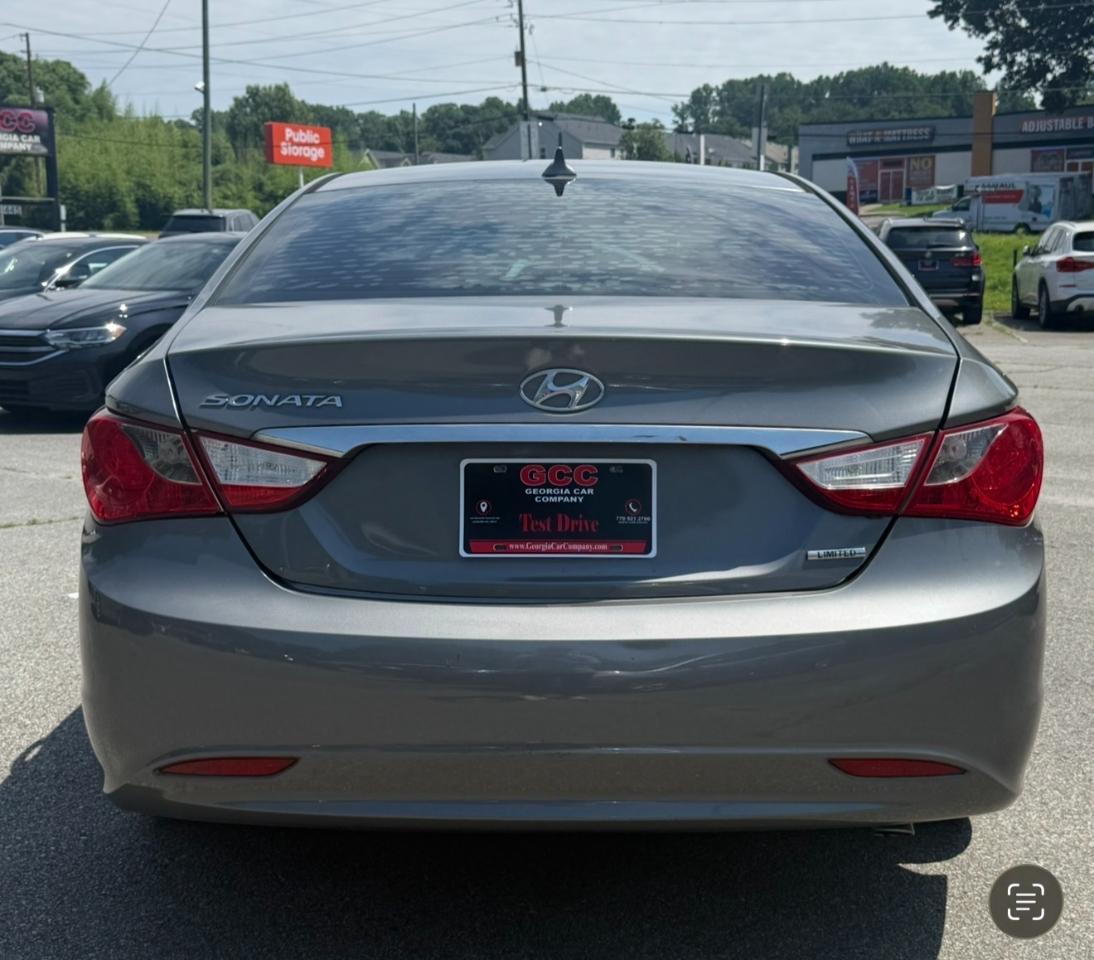 Hyundai Sonata 4dr Sdn 2.4L Auto Limited 2013