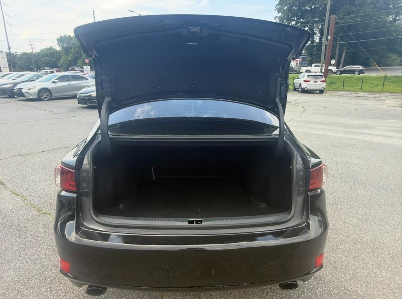 Lexus IS 250 4dr Sport Sdn RWD 2015