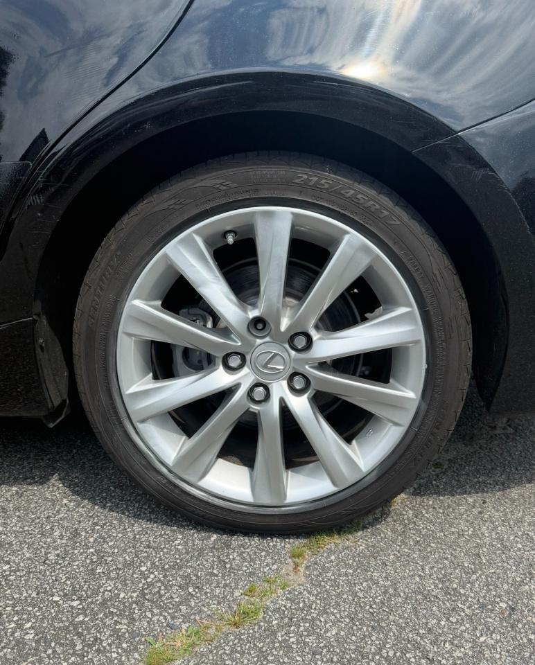 Lexus IS 250 4dr Sport Sdn RWD 2015