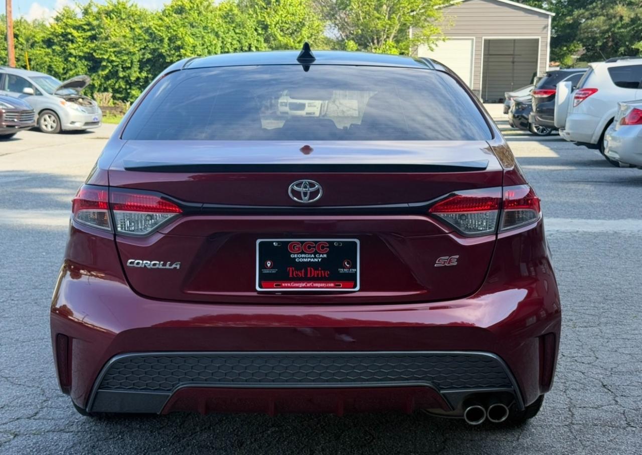 Toyota Corolla SE Nightshade CVT (Natl) 2022