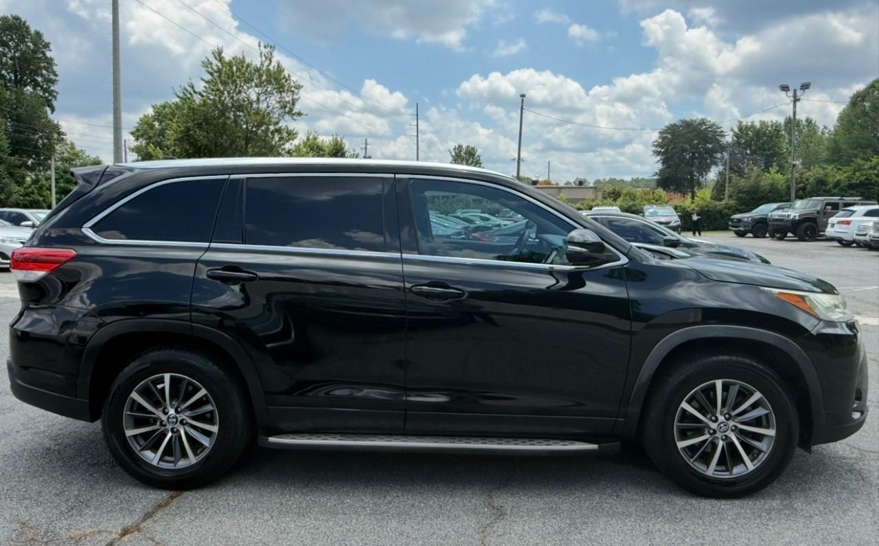 Toyota Highlander XLE V6 FWD (Natl) 2019