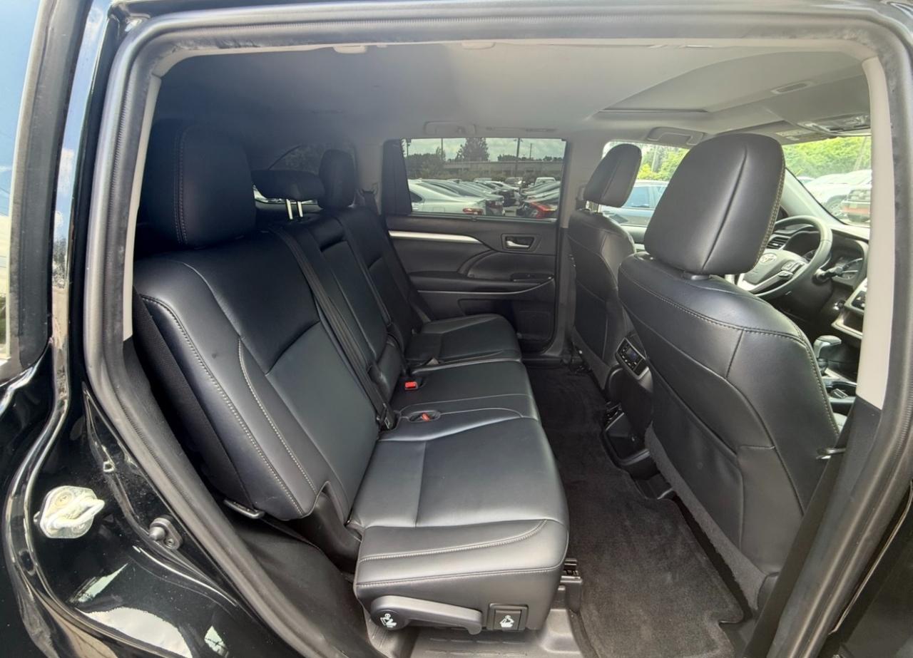 Toyota Highlander XLE V6 FWD (Natl) 2019