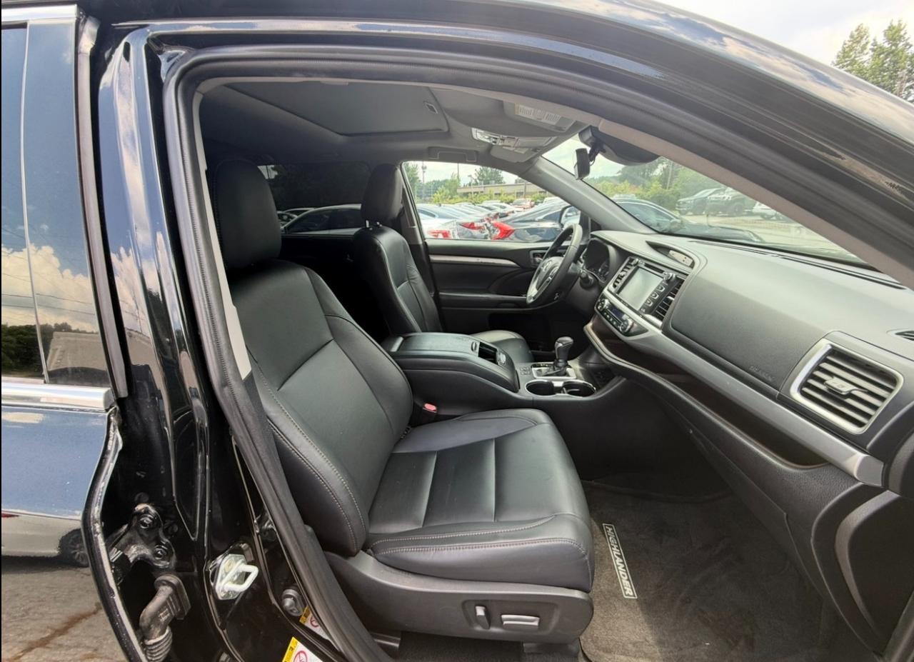 Toyota Highlander XLE V6 FWD (Natl) 2019