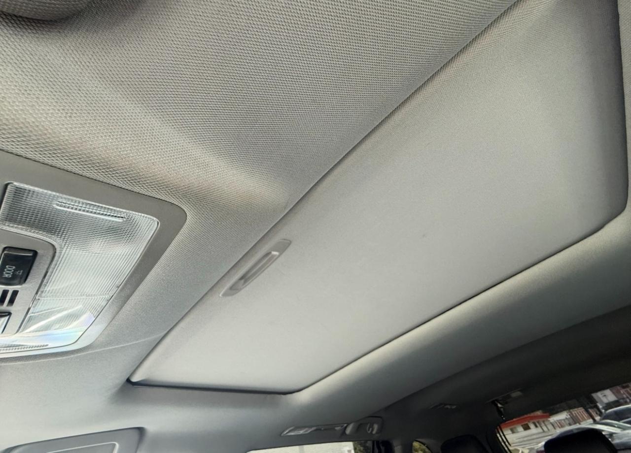 Toyota Highlander XLE V6 FWD (Natl) 2019