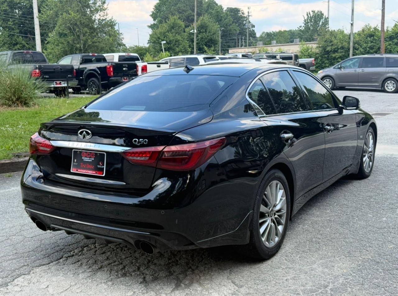 Infiniti Q50 3.0t LUXE RWD 2018