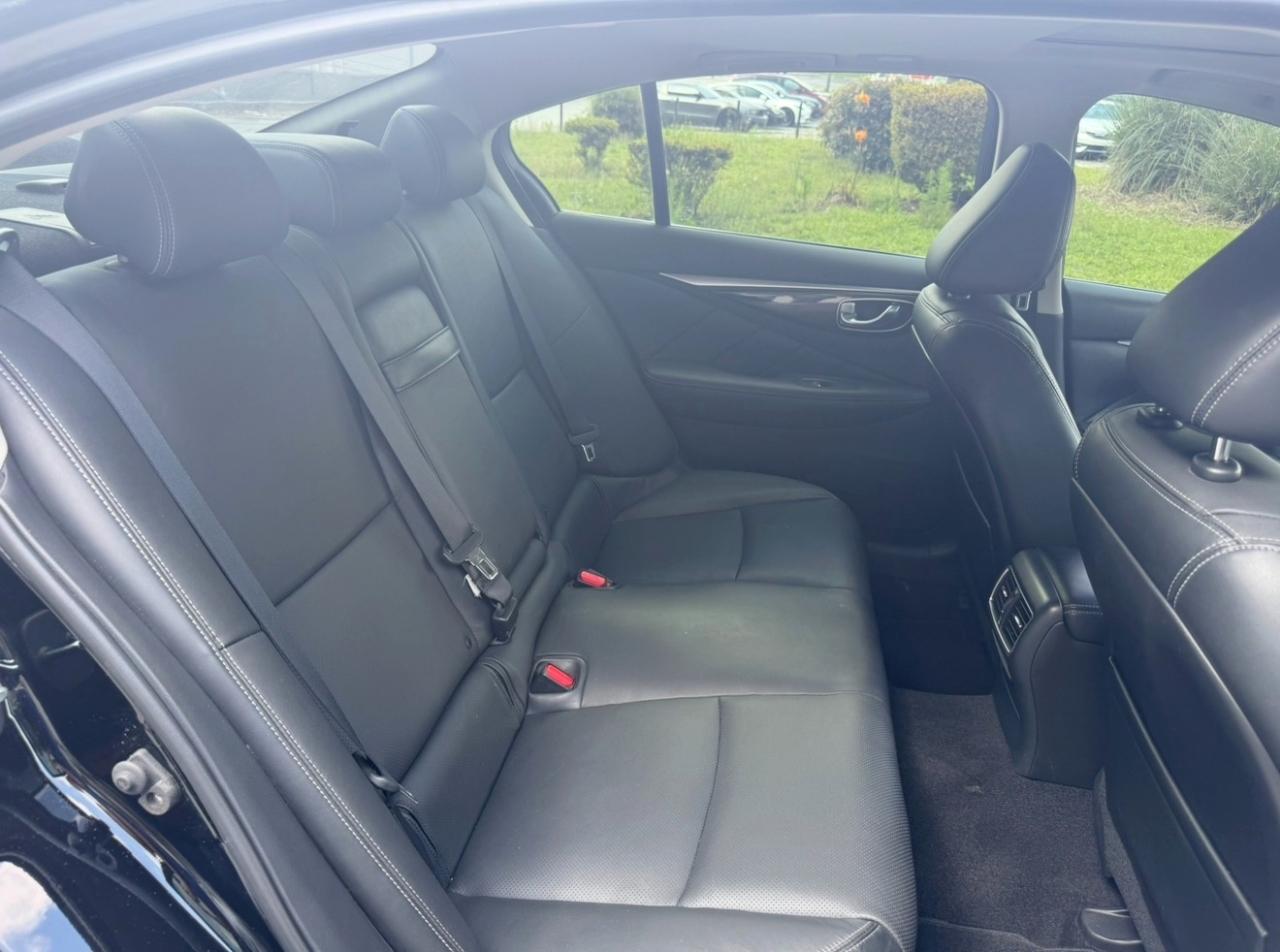 Infiniti Q50 3.0t LUXE RWD 2018