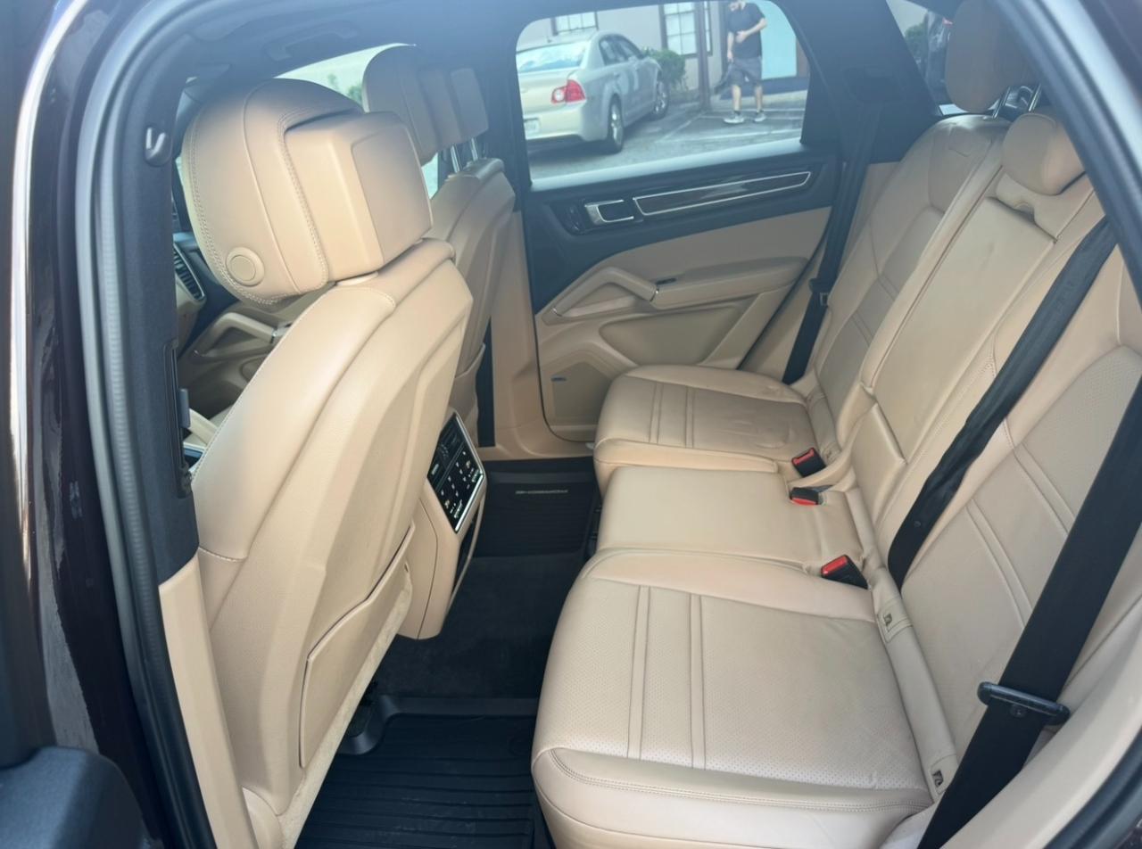 Porsche Cayenne AWD 2019