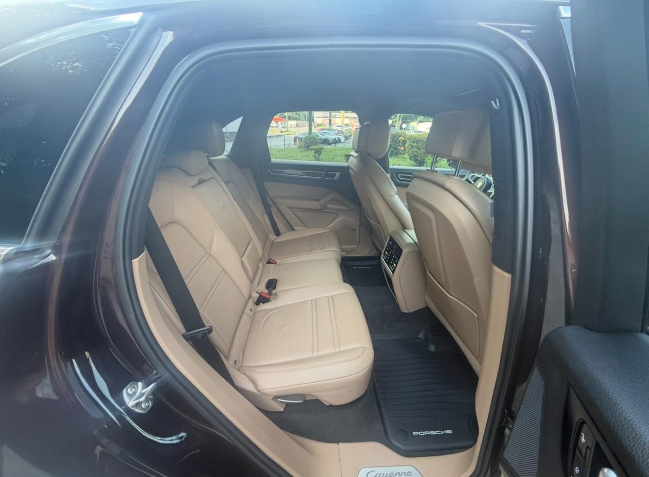 Porsche Cayenne AWD 2019