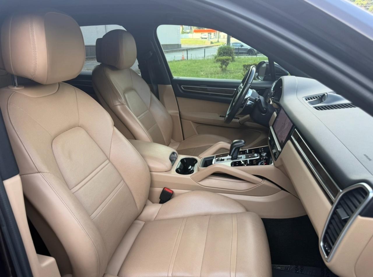 Porsche Cayenne AWD 2019