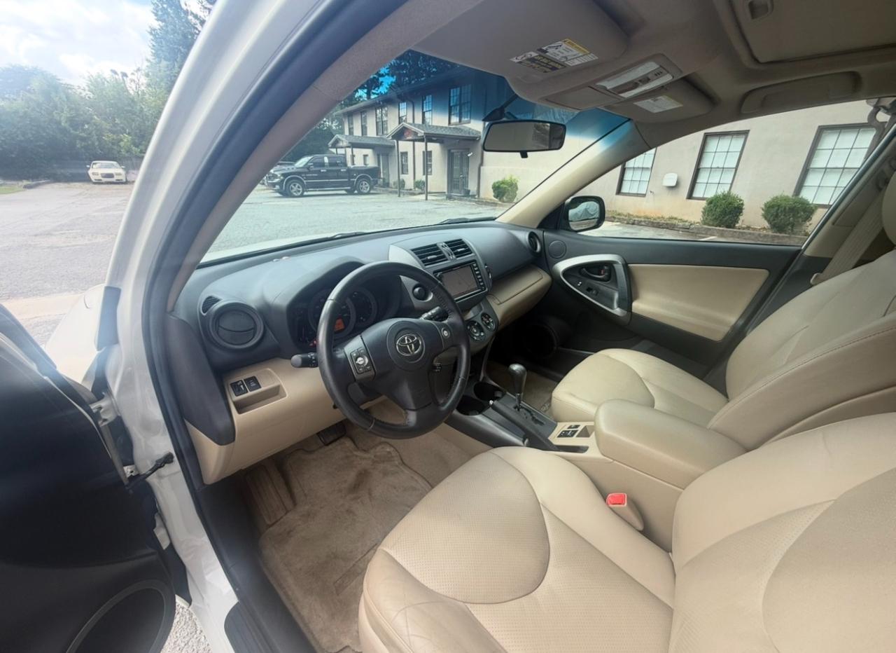 Toyota RAV4 FWD 4dr 4-cyl 4-Spd AT Ltd (Natl) 2010