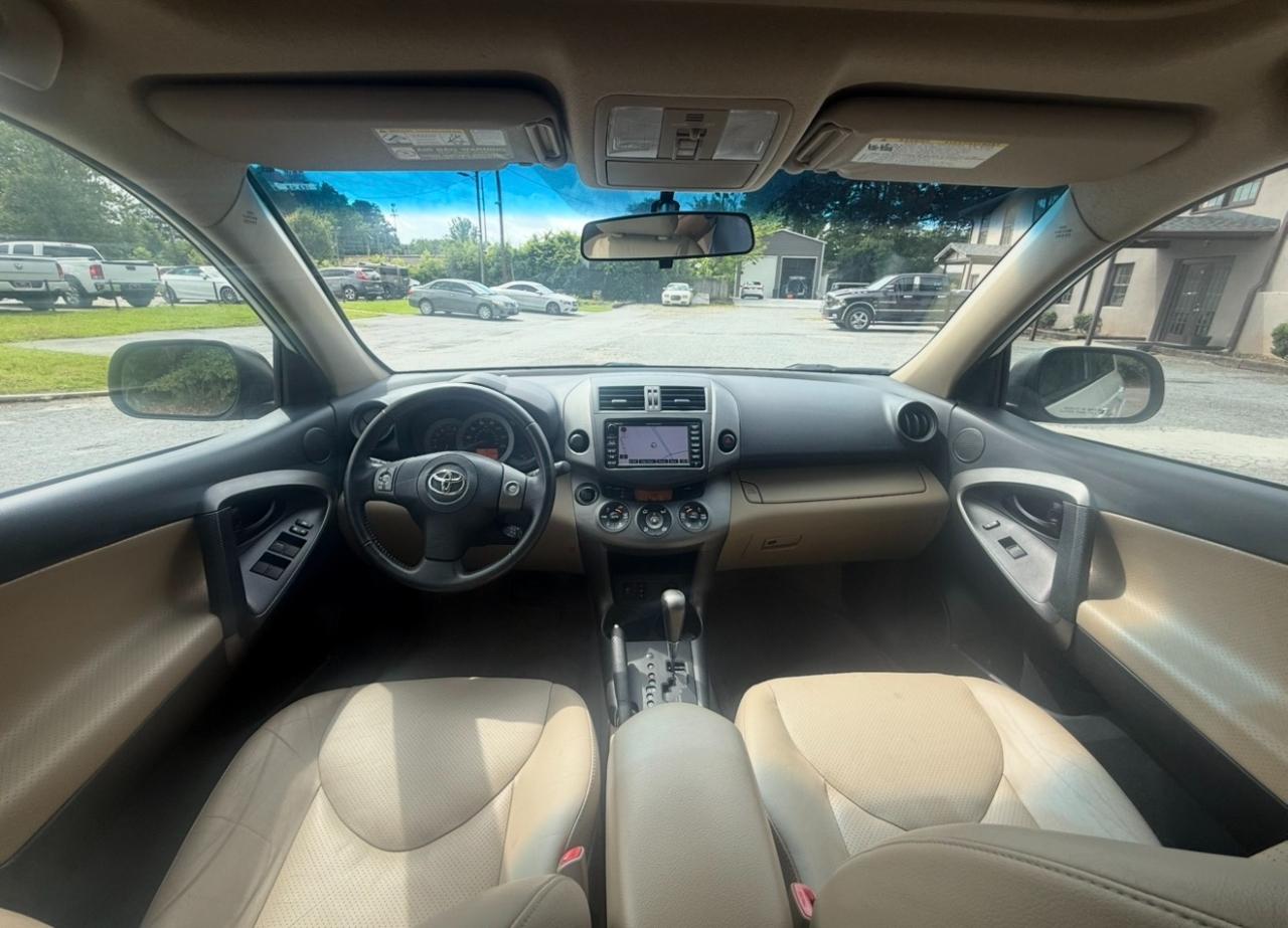 Toyota RAV4 FWD 4dr 4-cyl 4-Spd AT Ltd (Natl) 2010