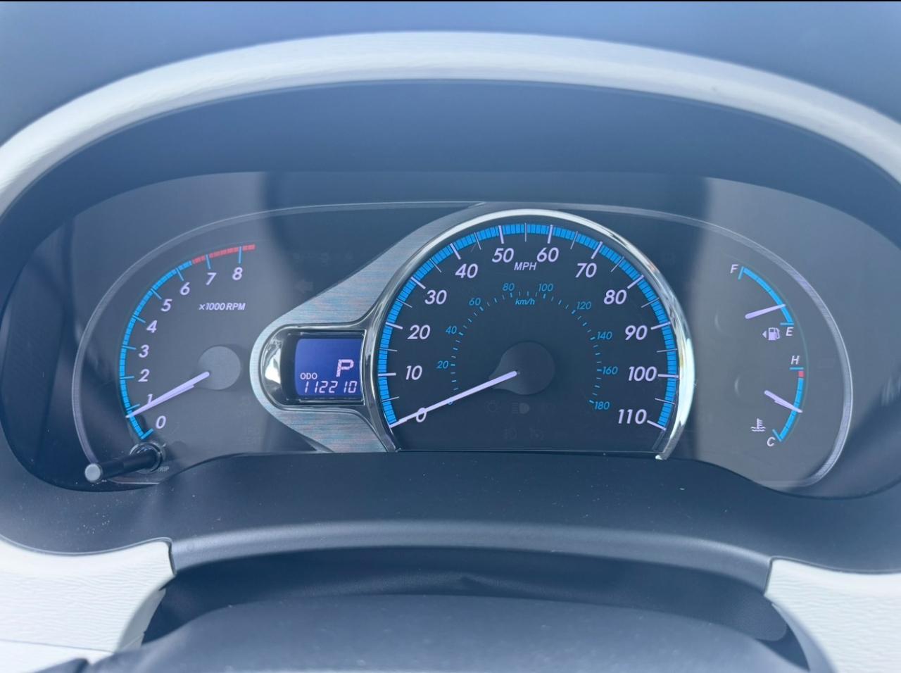 Toyota Sienna XLE Premium AWD 7-Passenger V6 2013