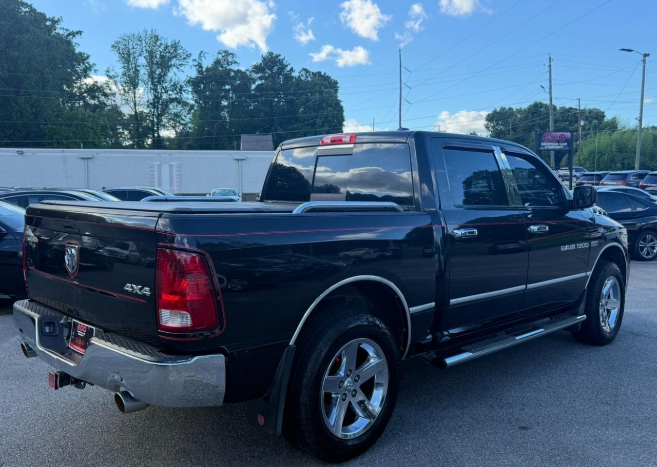 RAM 1500 4WD Crew Cab 140.5" Sport 2011