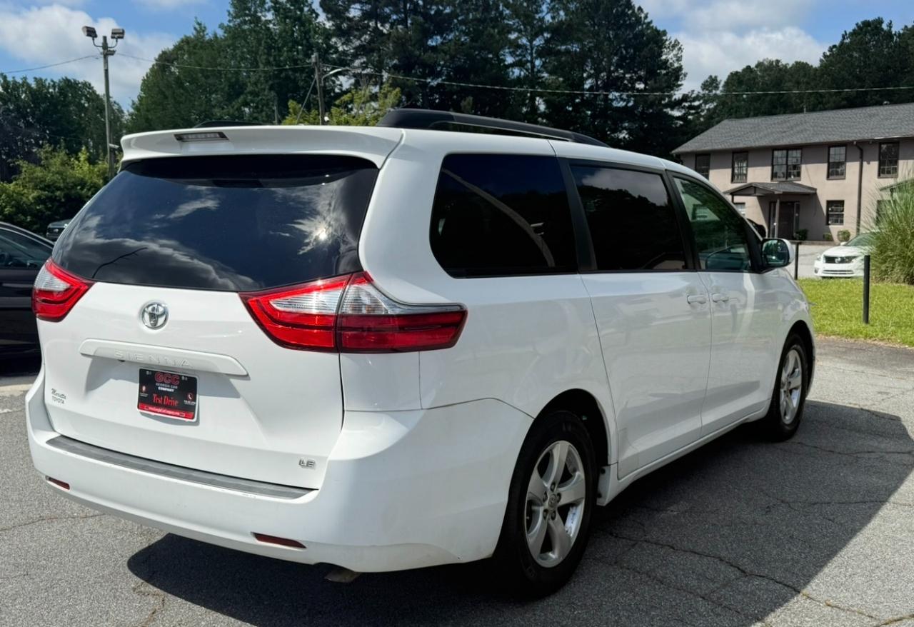 Toyota Sienna LE 8 Passenger 2015