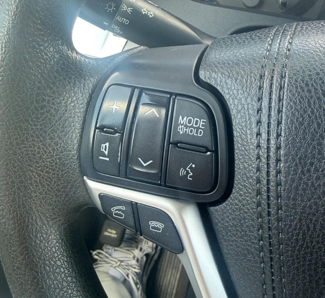 Toyota Sienna LE 8 Passenger 2015