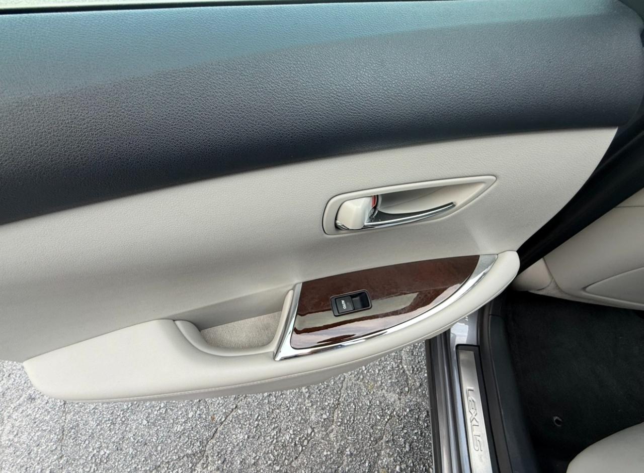 Lexus ES 350 4dr Sdn 2012