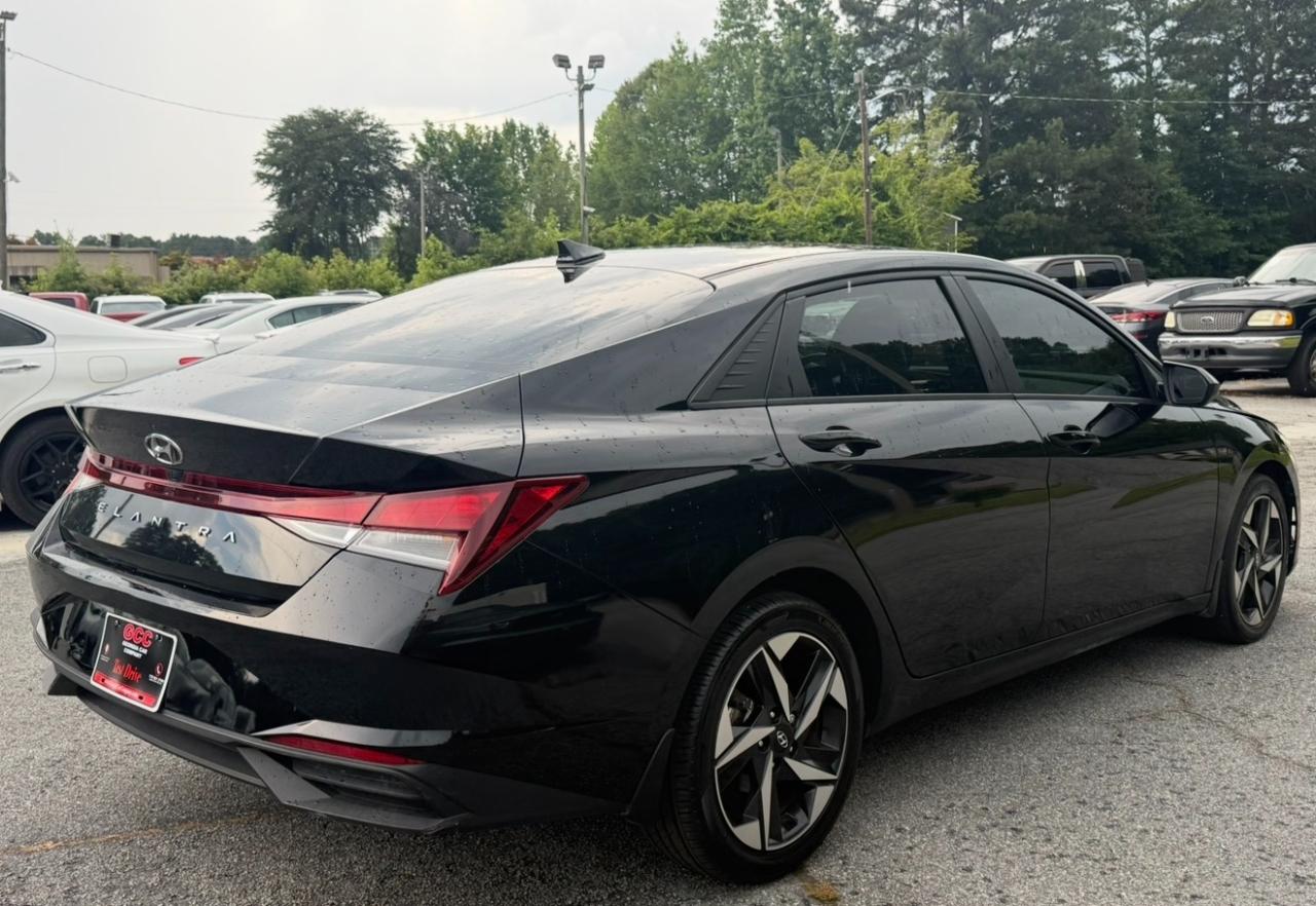 Hyundai Elantra SEL IVT 2023