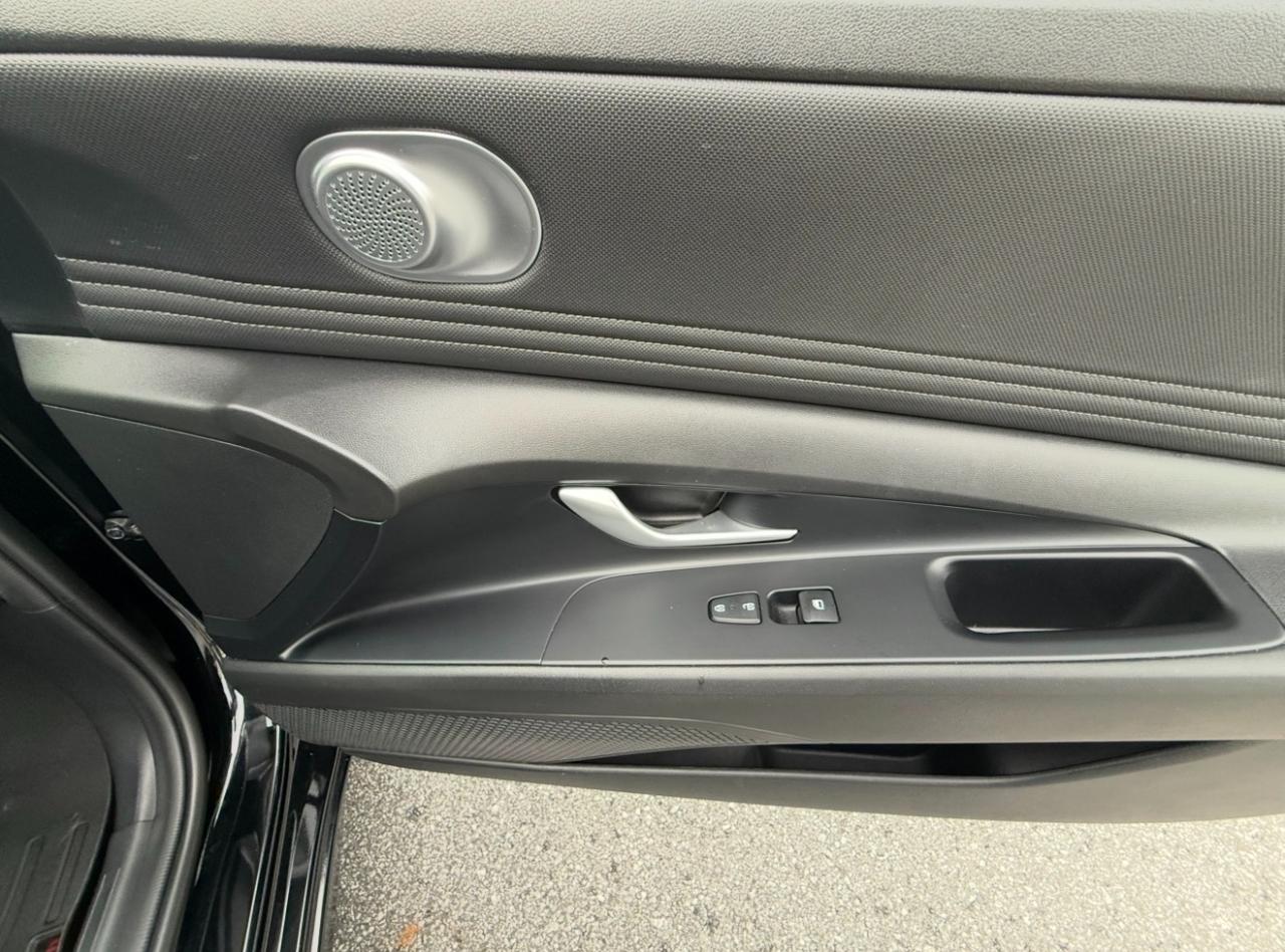 Hyundai Elantra SEL IVT 2023