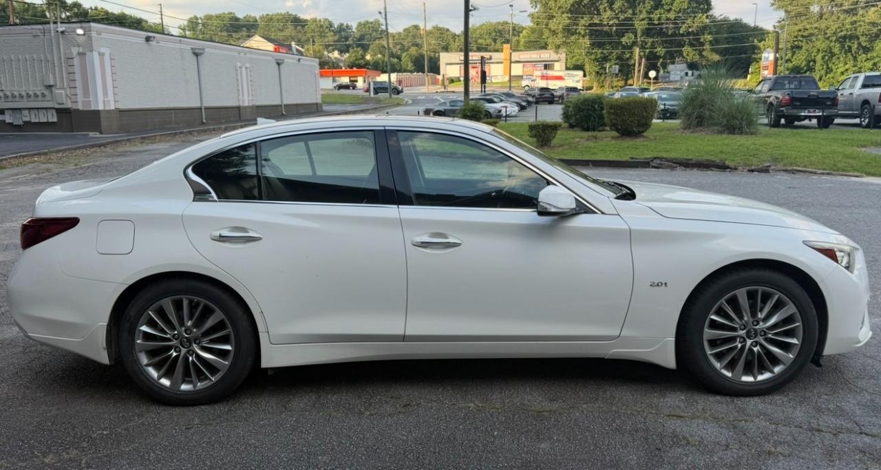 Infiniti Q50 2.0t LUXE AWD 2018