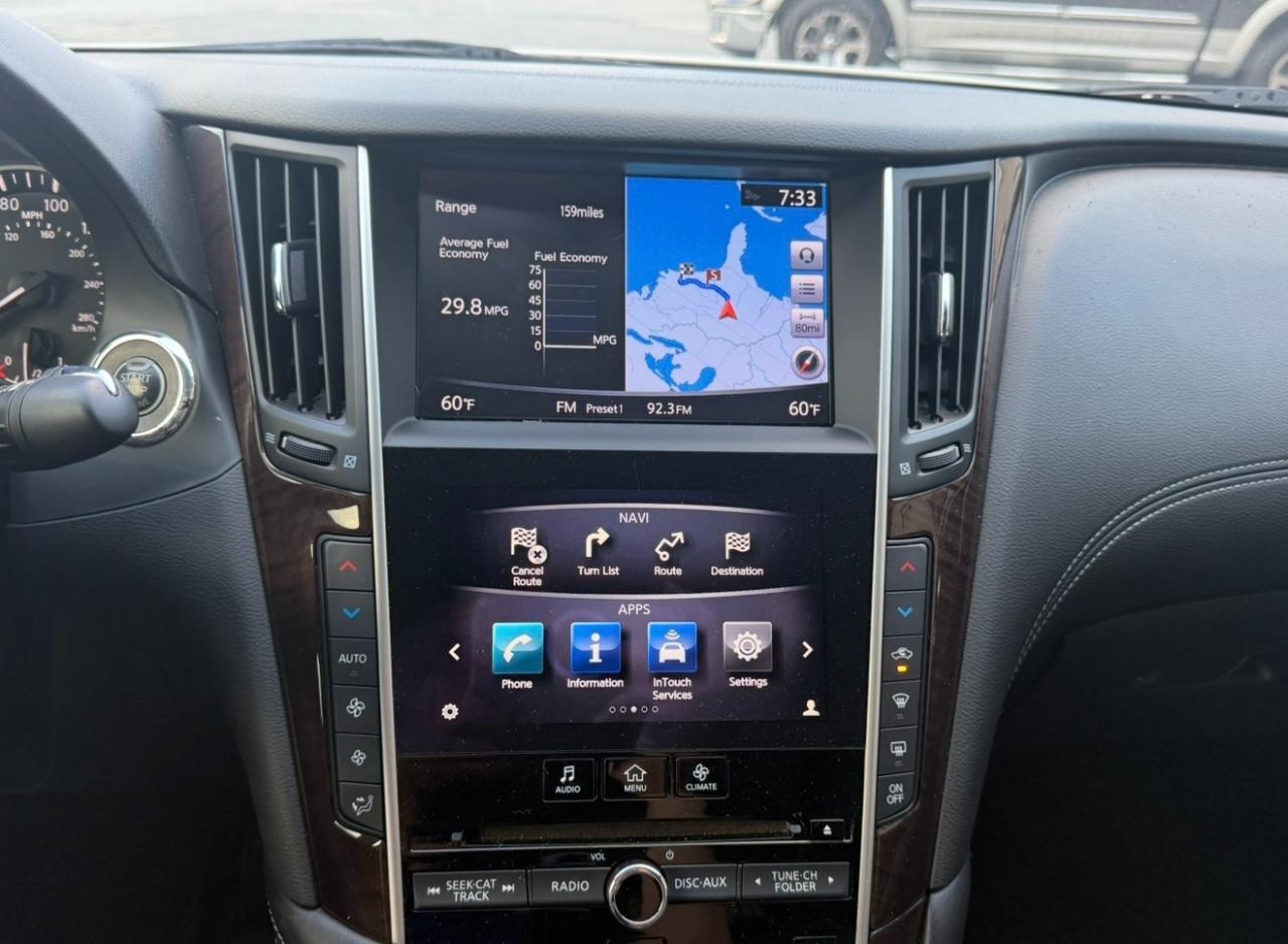 Infiniti Q50 2.0t LUXE AWD 2018