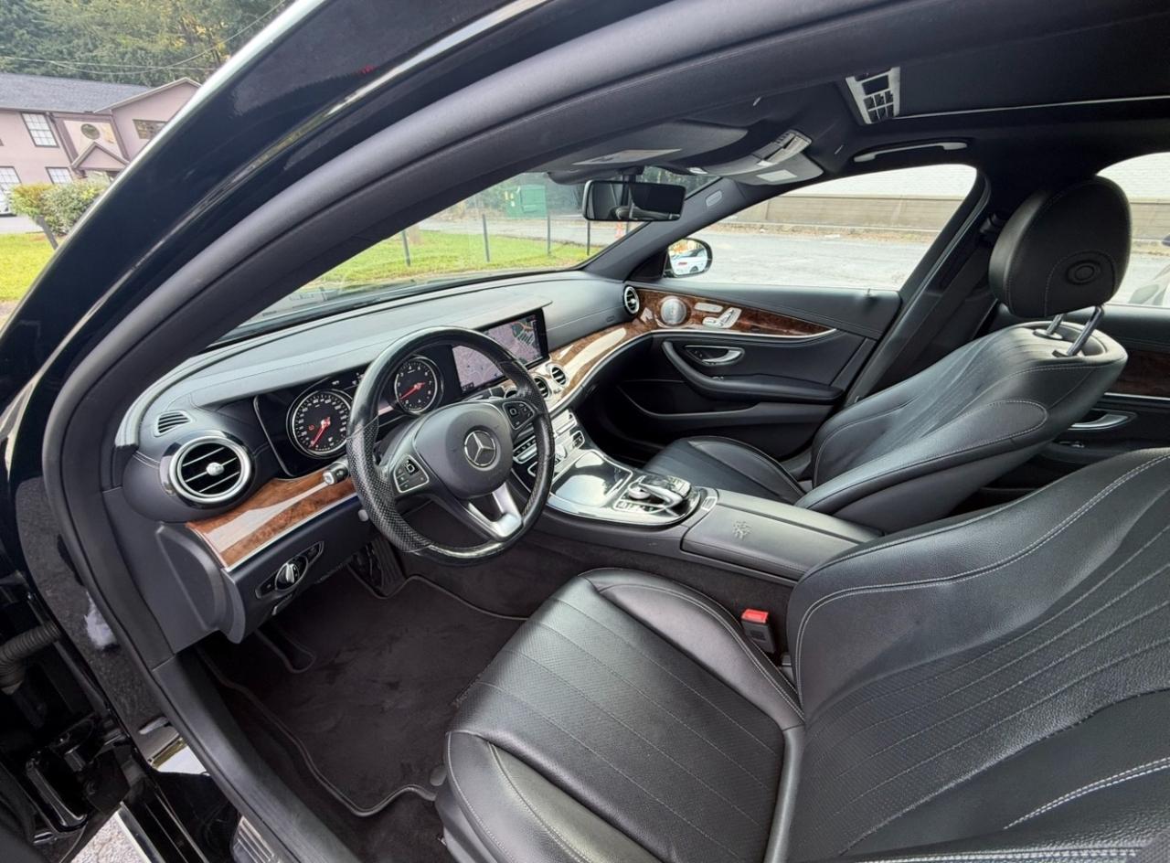 Mercedes-Benz E-Class E 300 Sport 4MATIC Sedan 2017