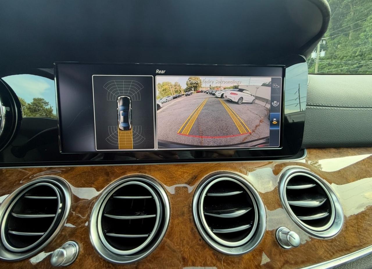 Mercedes-Benz E-Class E 300 Sport 4MATIC Sedan 2017