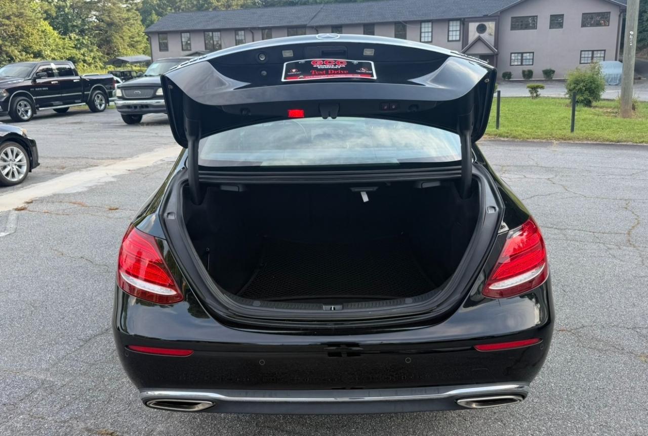 Mercedes-Benz E-Class E 300 Sport 4MATIC Sedan 2017