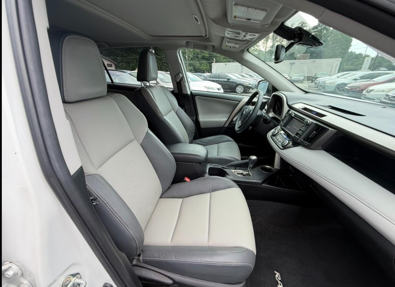 Toyota RAV4 FWD 4dr Limited (Natl) 2015