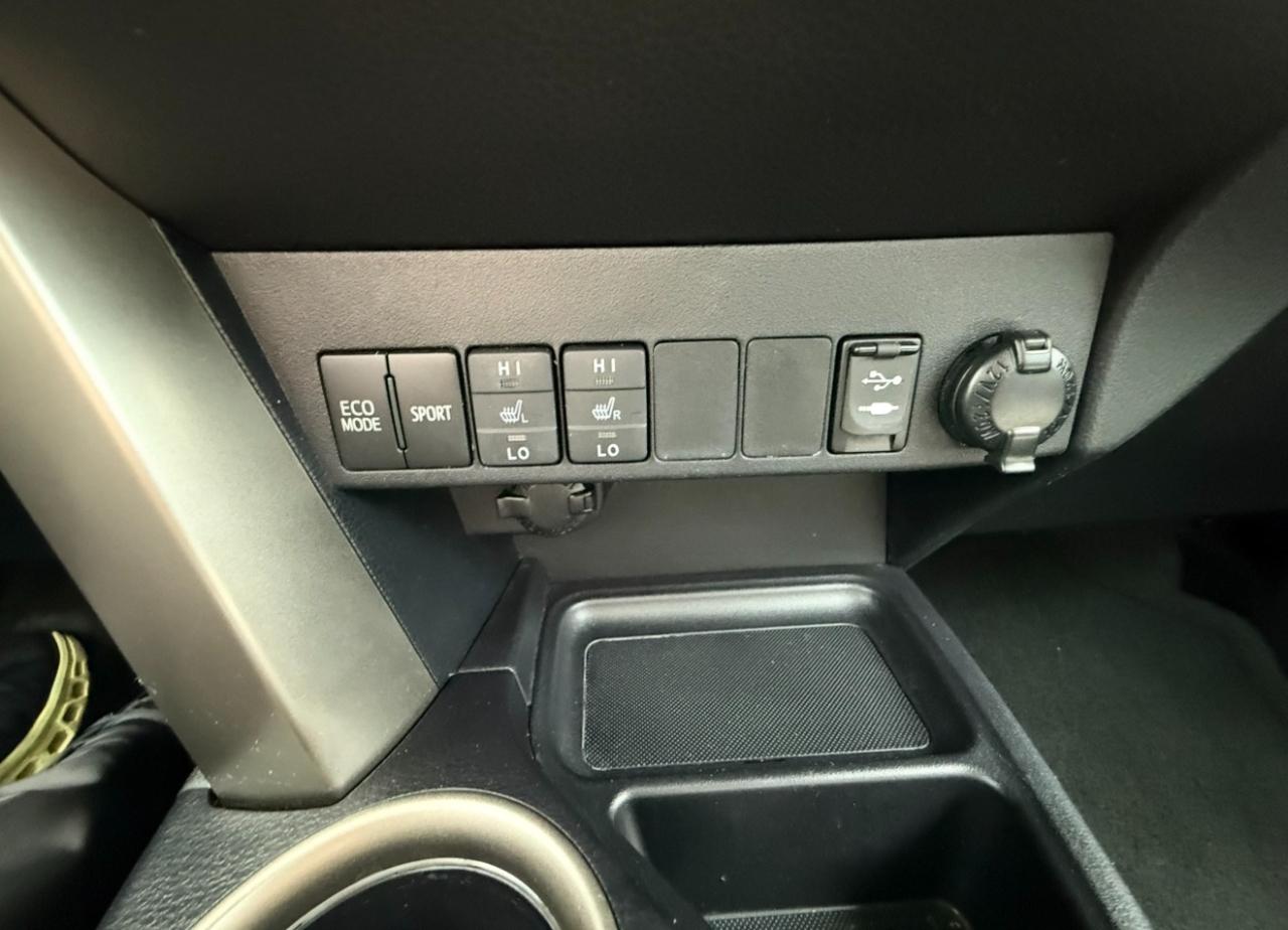 Toyota RAV4 FWD 4dr Limited (Natl) 2015
