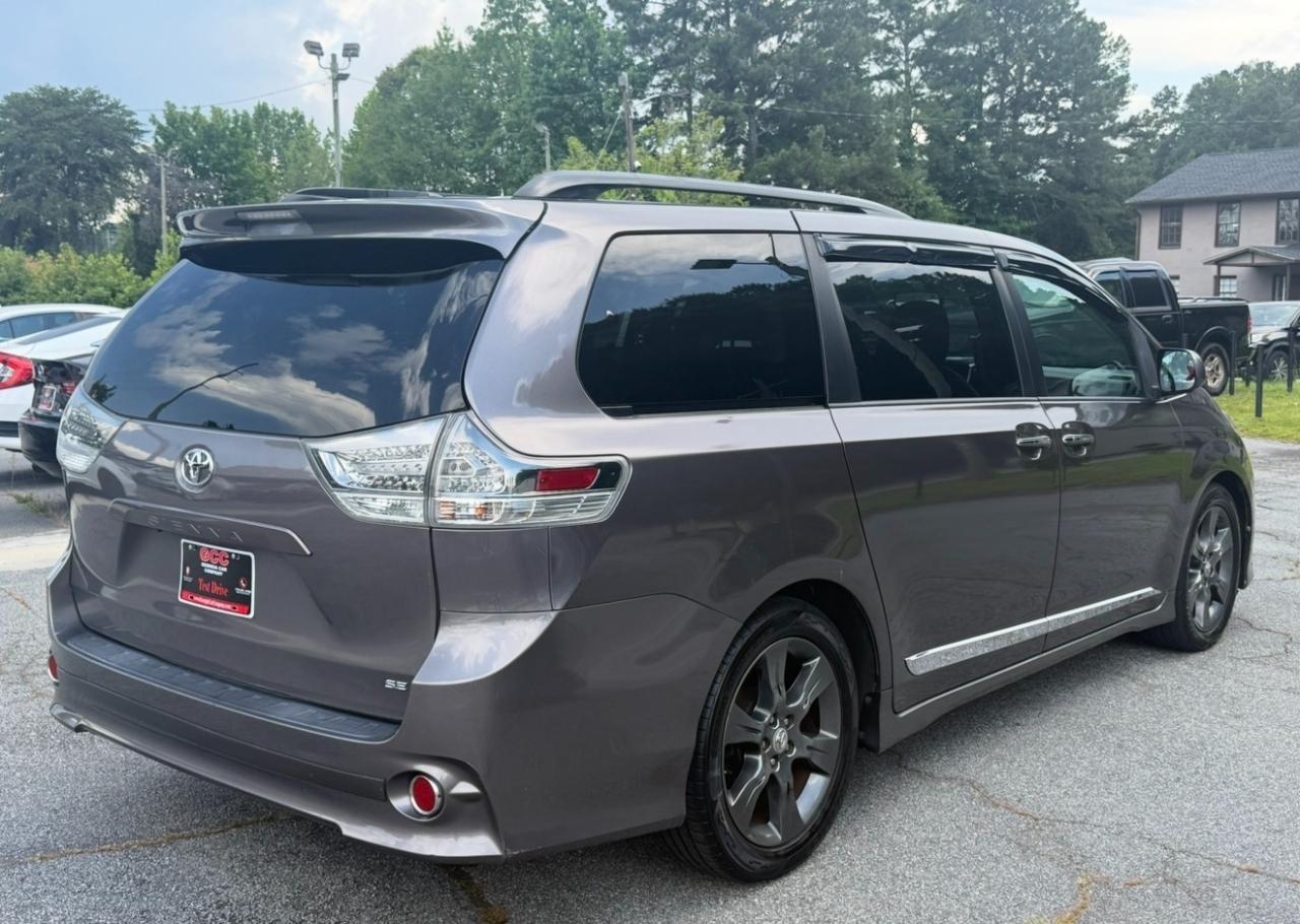 Toyota Sienna 5dr 8-Pass Van SE FWD (Natl) 2015