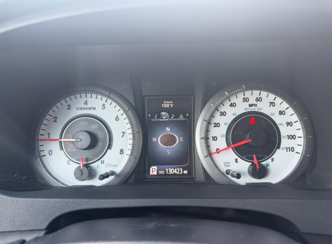 Toyota Sienna 5dr 8-Pass Van SE FWD (Natl) 2015